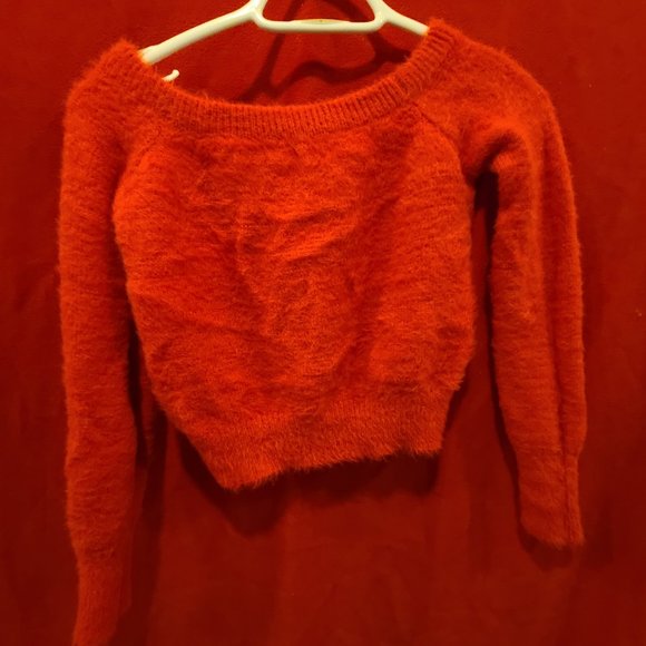 NEW Shoulder top red - Picture 2 of 3